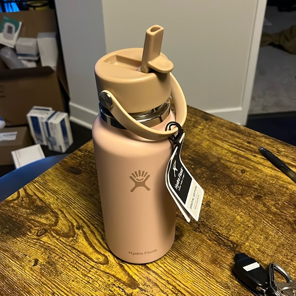 Brand New Hydroflask Waterbottle